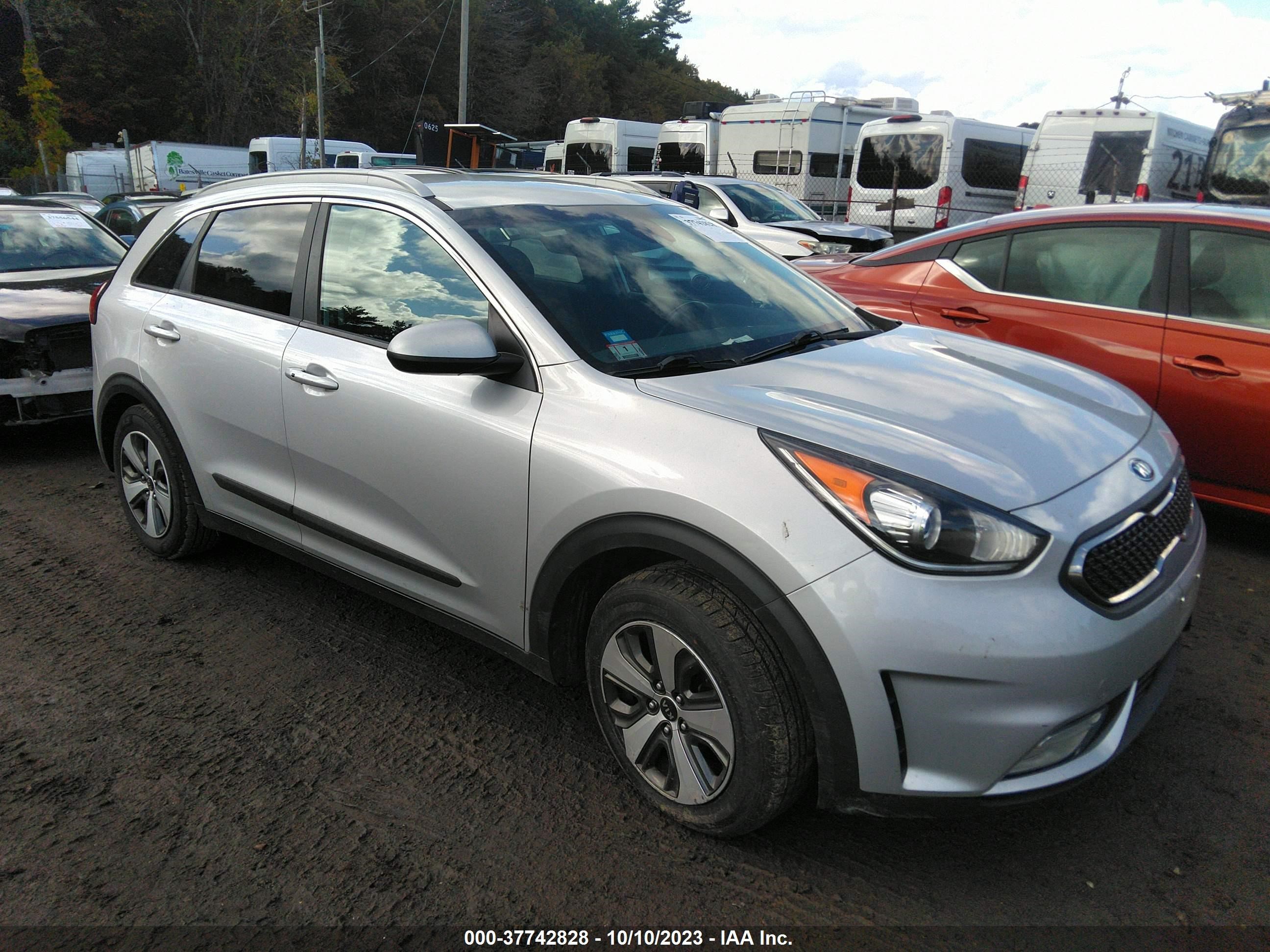 KIA NIRO 2018 kndcb3lcxj5118737