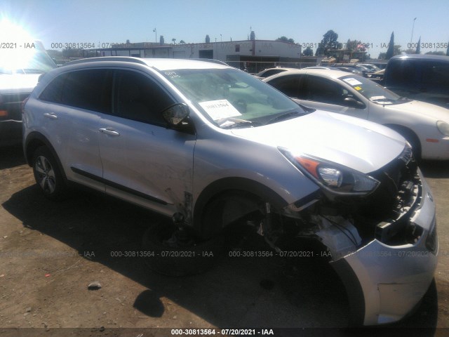 KIA NIRO PLUG-IN HYBRID 2018 kndcm3ld7j5193124