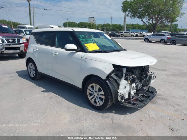 KIA SOUL 2022 kndj23au0n7153221