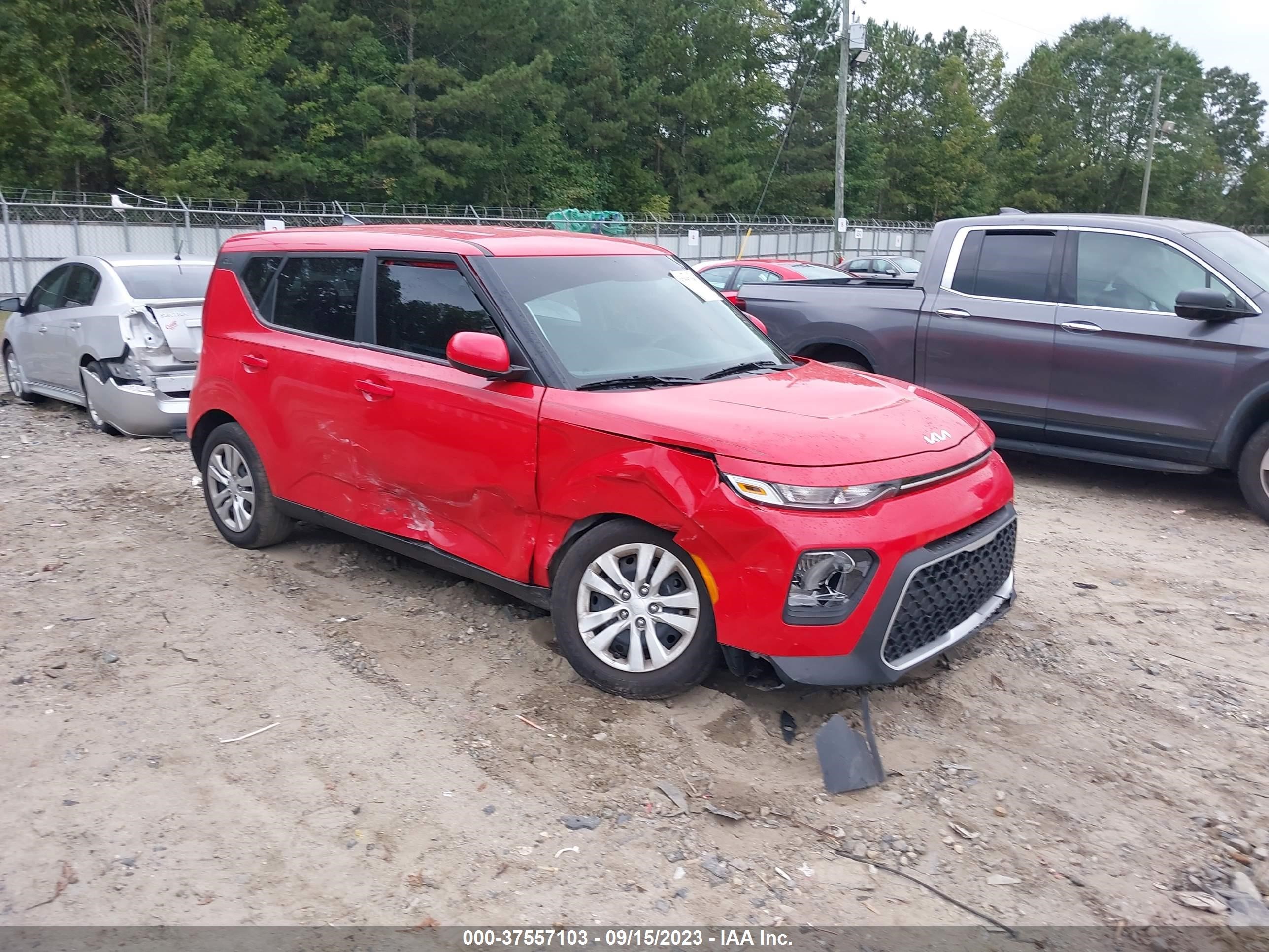 KIA SOUL 2022 kndj23au0n7183013