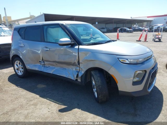 KIA SOUL 2022 kndj23au4n7827130