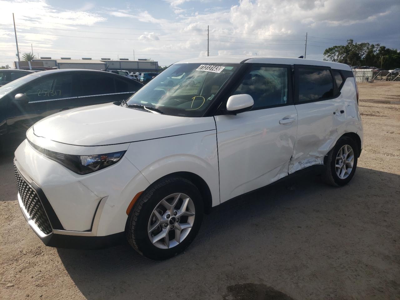 KIA SOUL 2023 kndj23au5p7852198