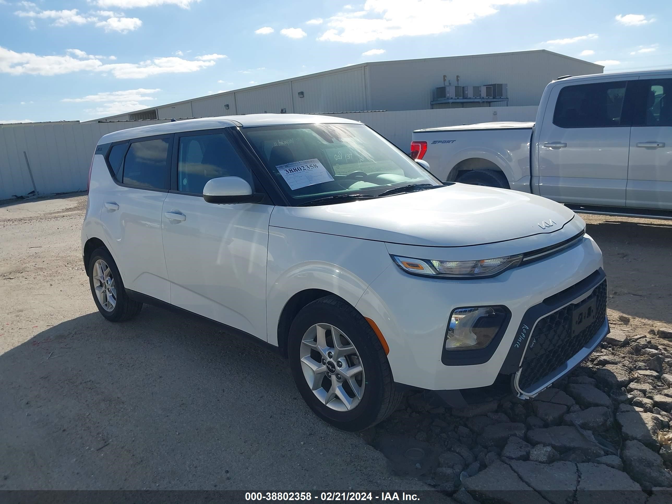 KIA SOUL 2022 kndj23au6n7158620