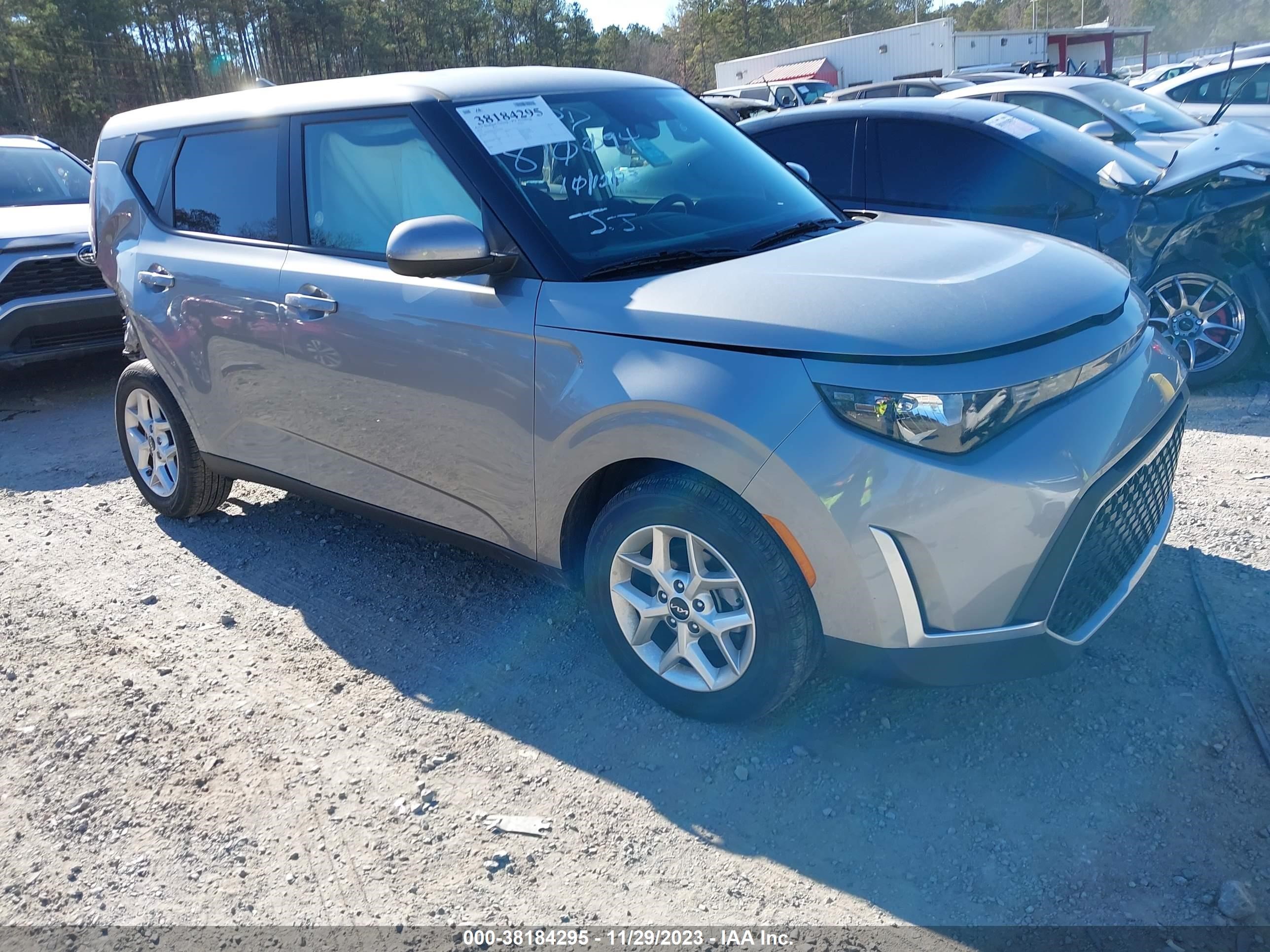 KIA SOUL 2023 kndj23au6p7870094