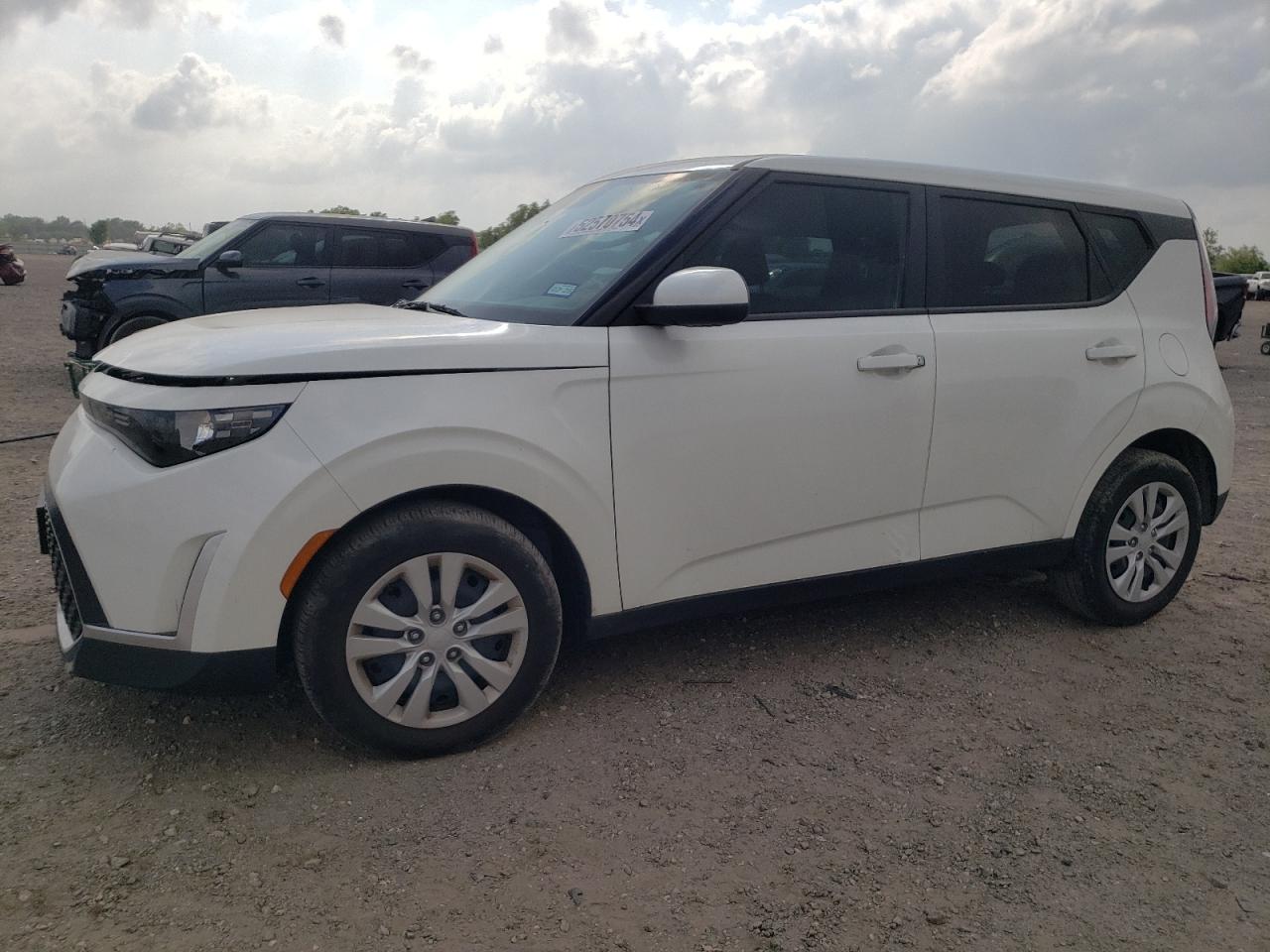 KIA SOUL 2023 kndj23au6p7872928