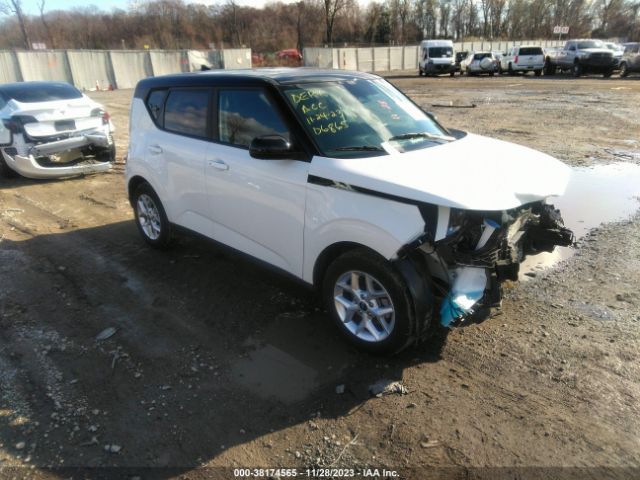 KIA SOUL 2023 kndj23au7p7188857