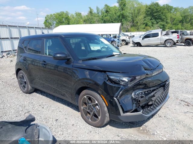 KIA SOUL 2023 kndj33au5p7894559