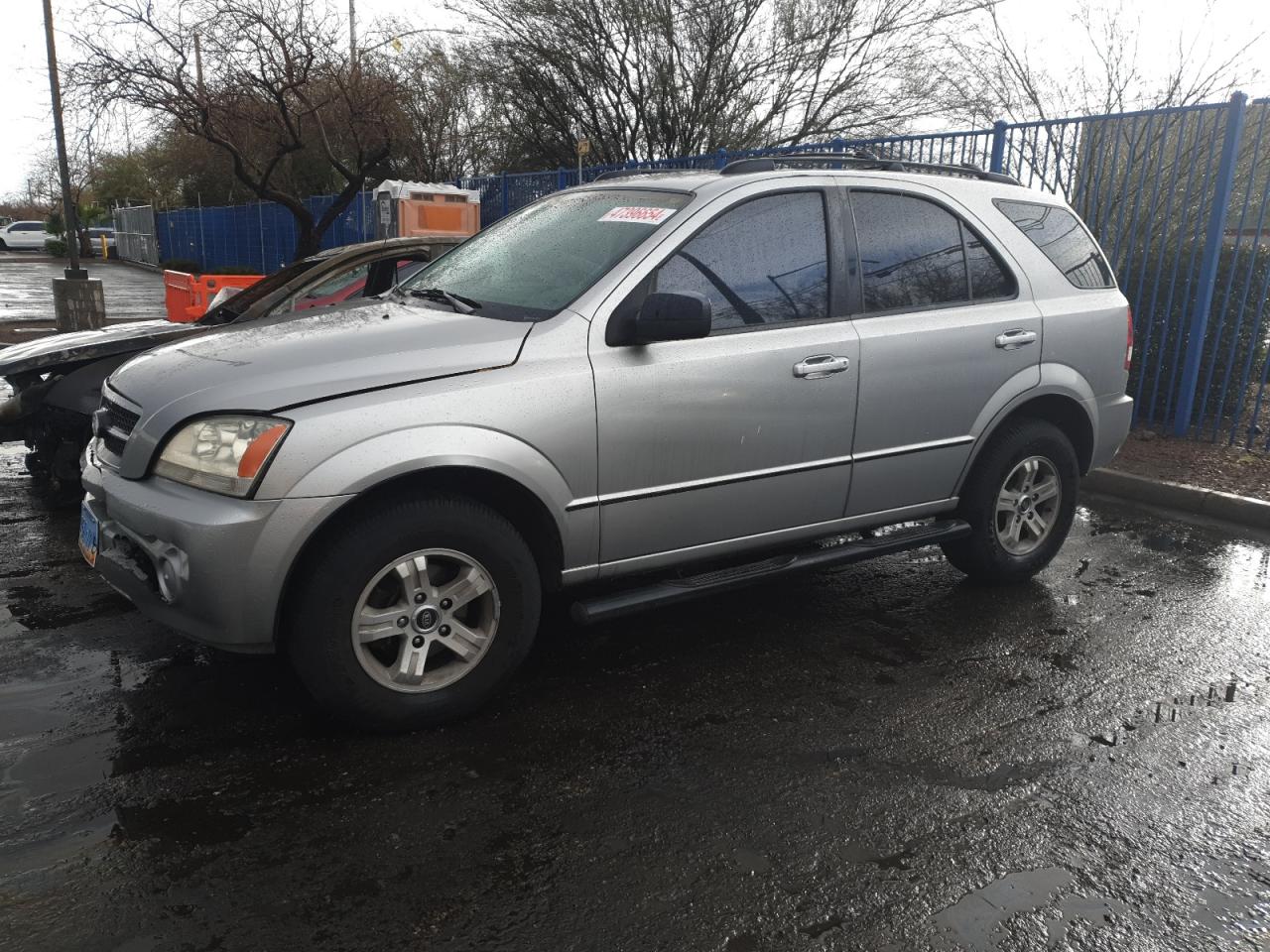 KIA SORENTO 2004 kndjd733445240295