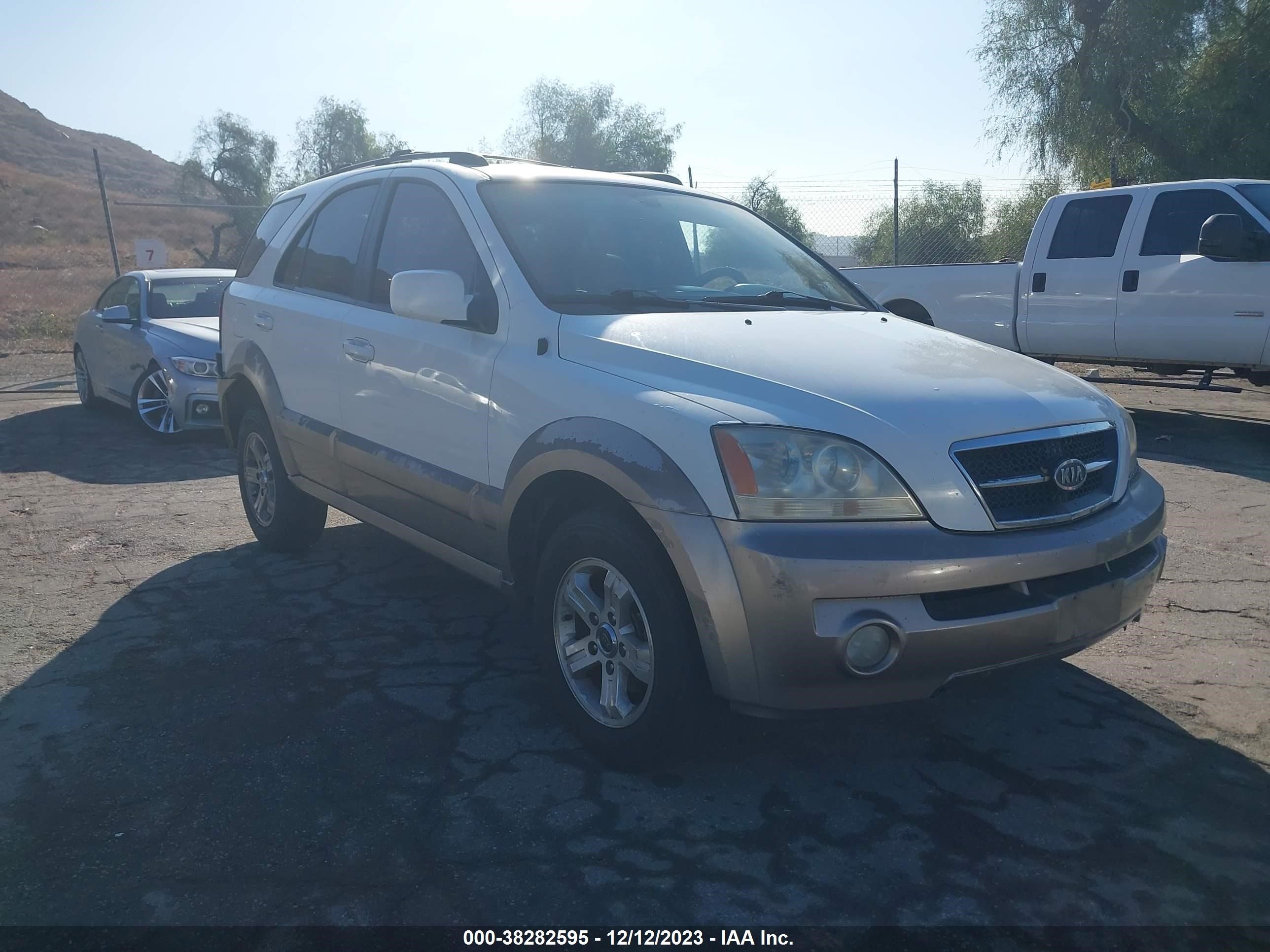 KIA SORENTO 2004 kndjd733845313183