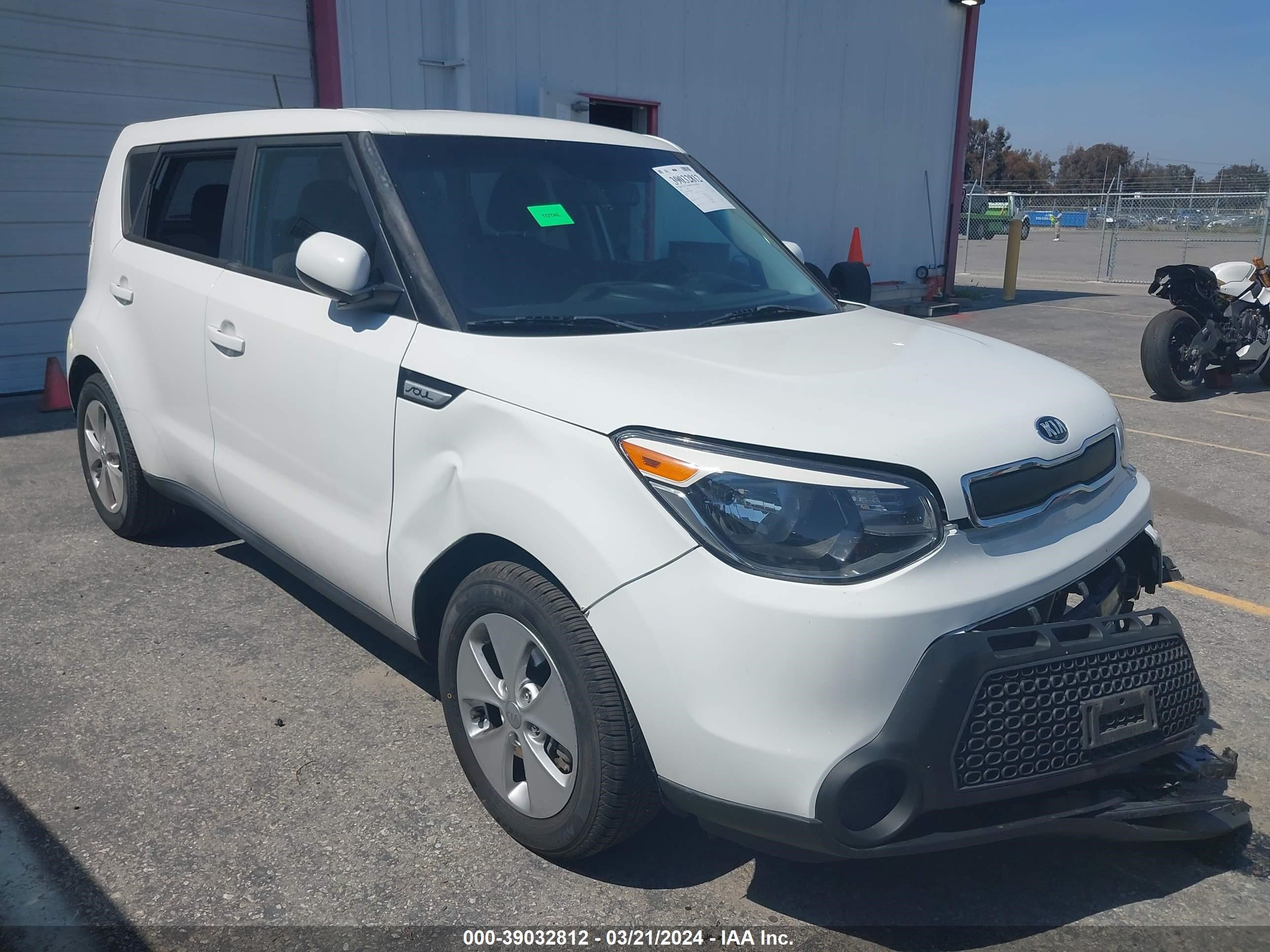 KIA SOUL 2015 kndjn2a20f7780423