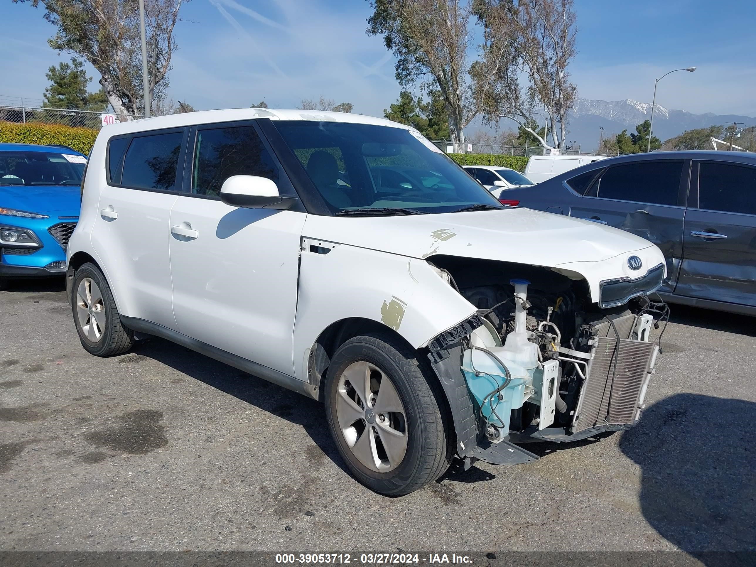 KIA SOUL 2014 kndjn2a21e7085060