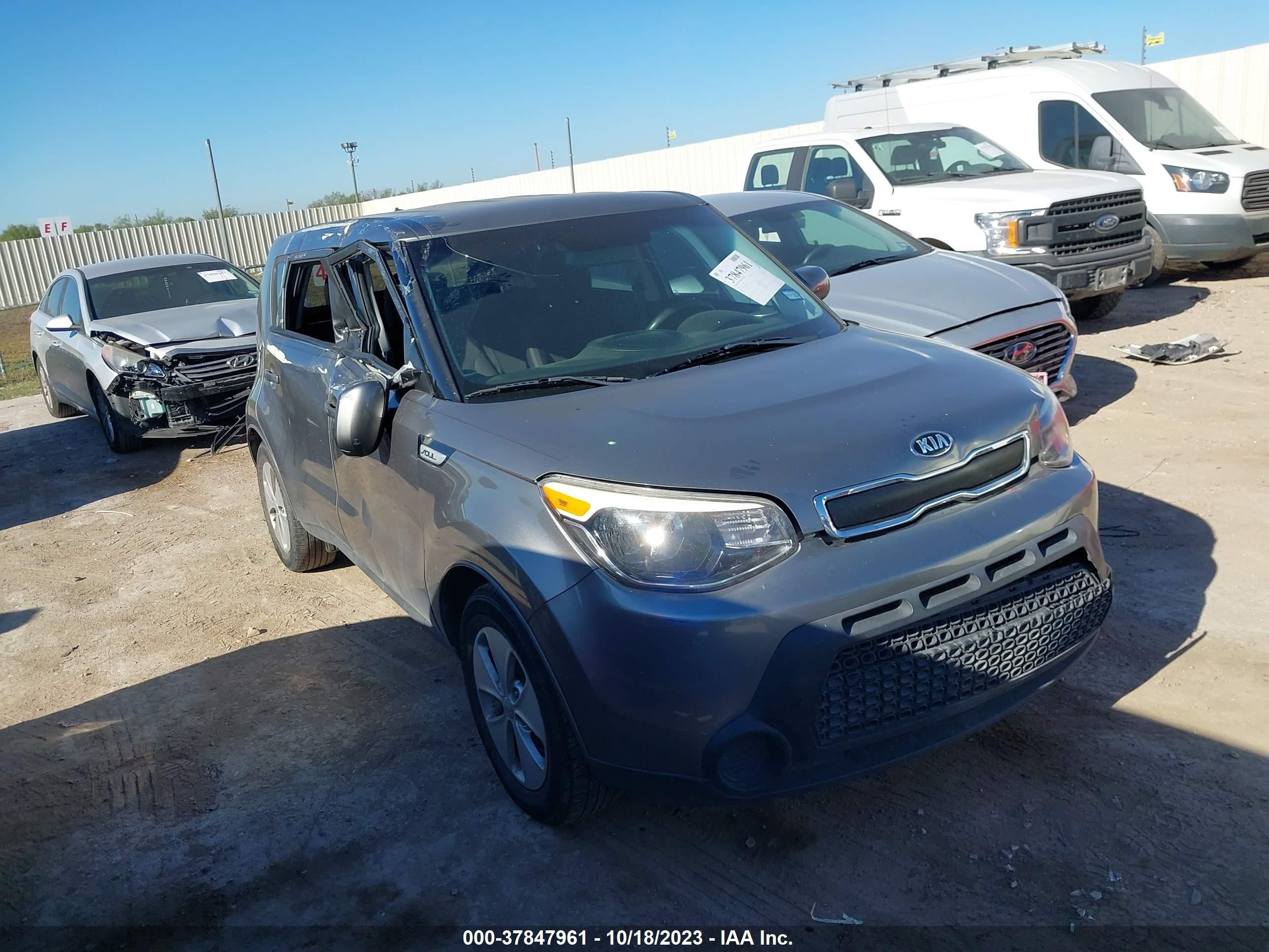 KIA SOUL 2016 kndjn2a22g7376525