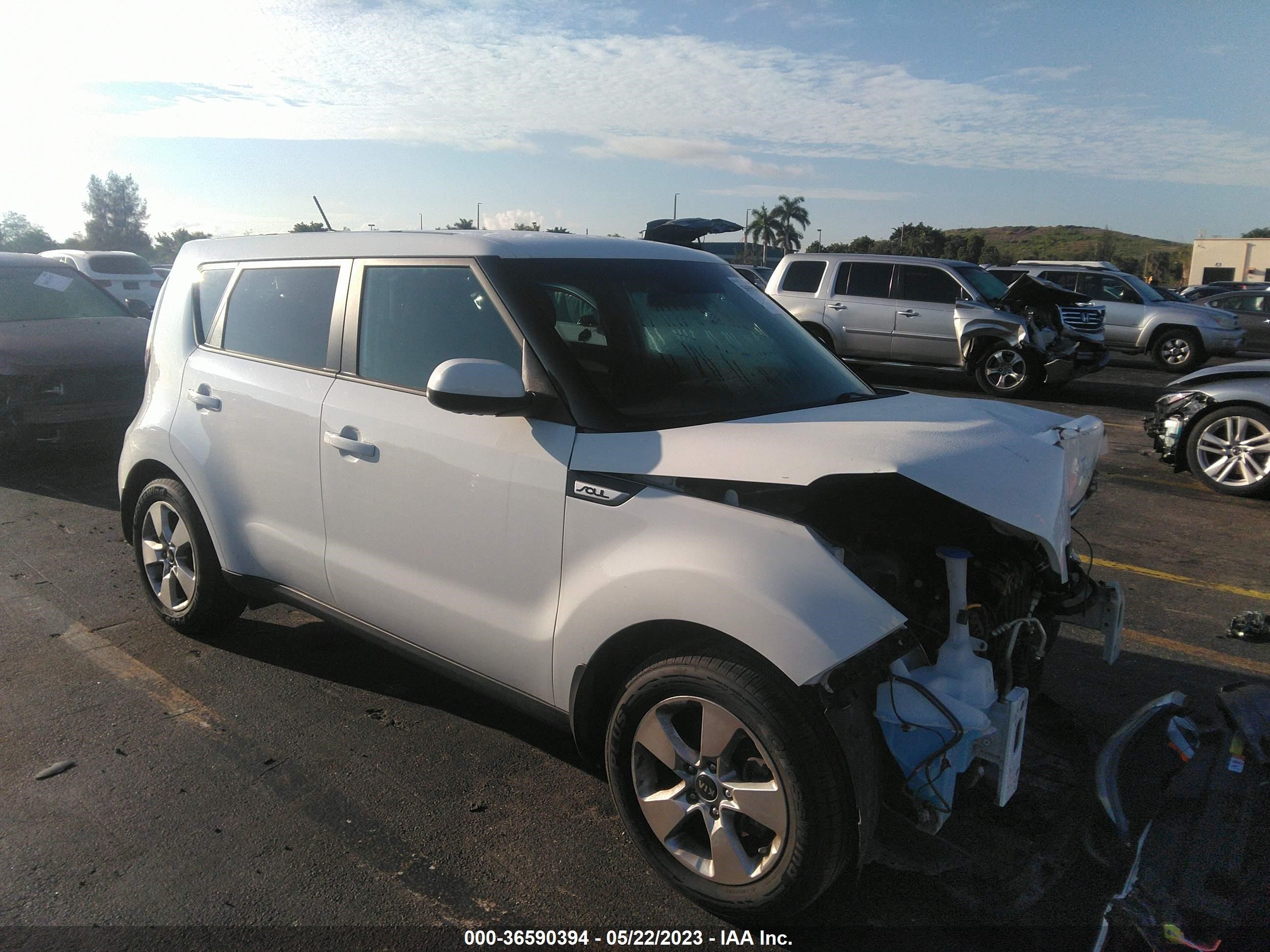 KIA SOUL 2017 kndjn2a22h7492955