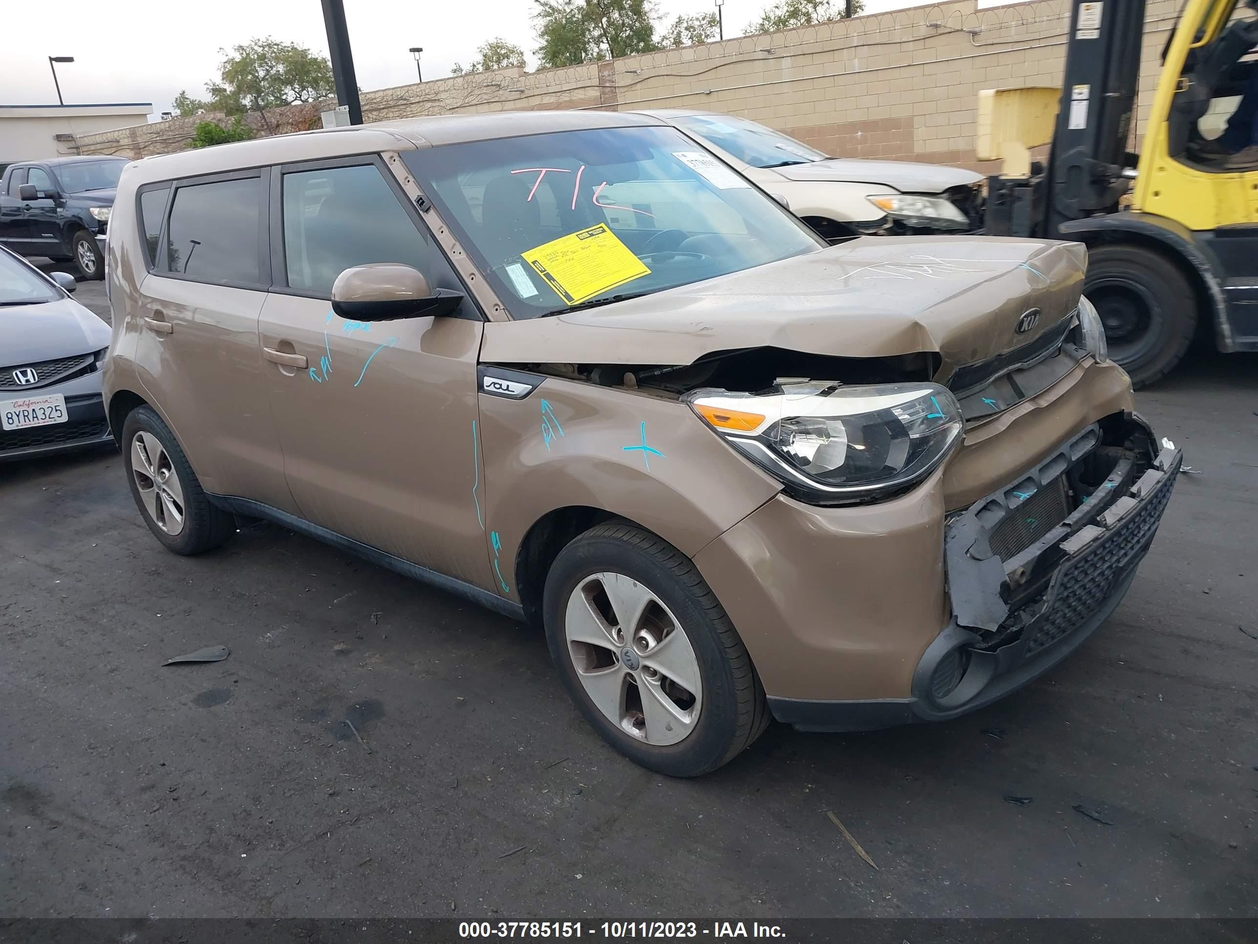 KIA SOUL 2016 kndjn2a23g7293735