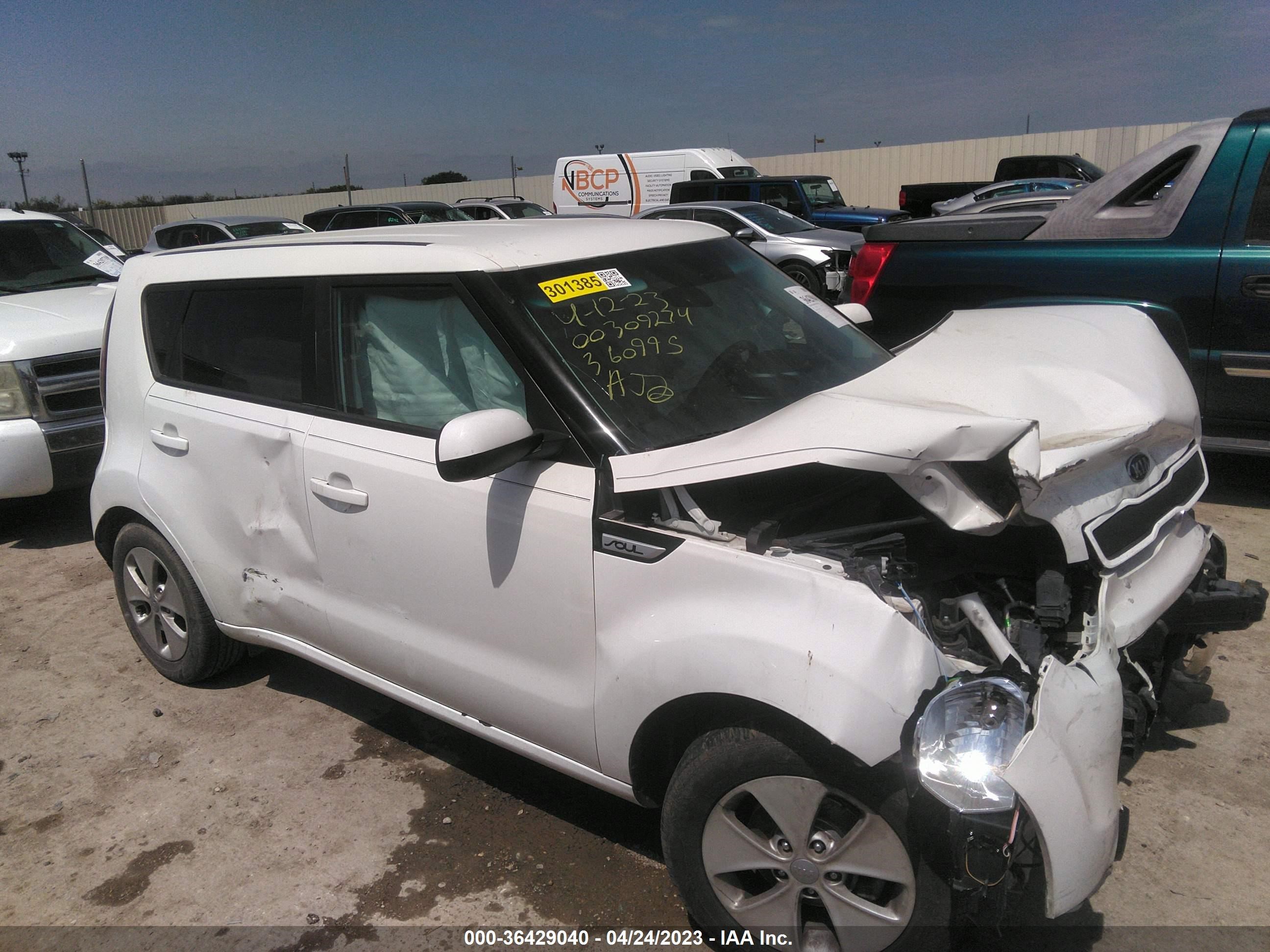 KIA SOUL 2016 kndjn2a23g7360995