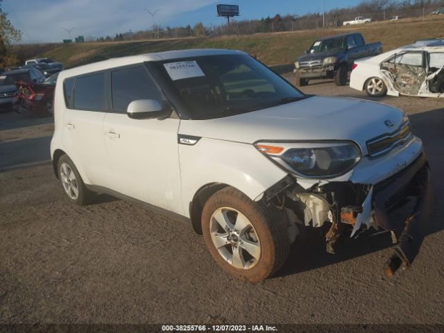 KIA SOUL 2018 kndjn2a24j7579150