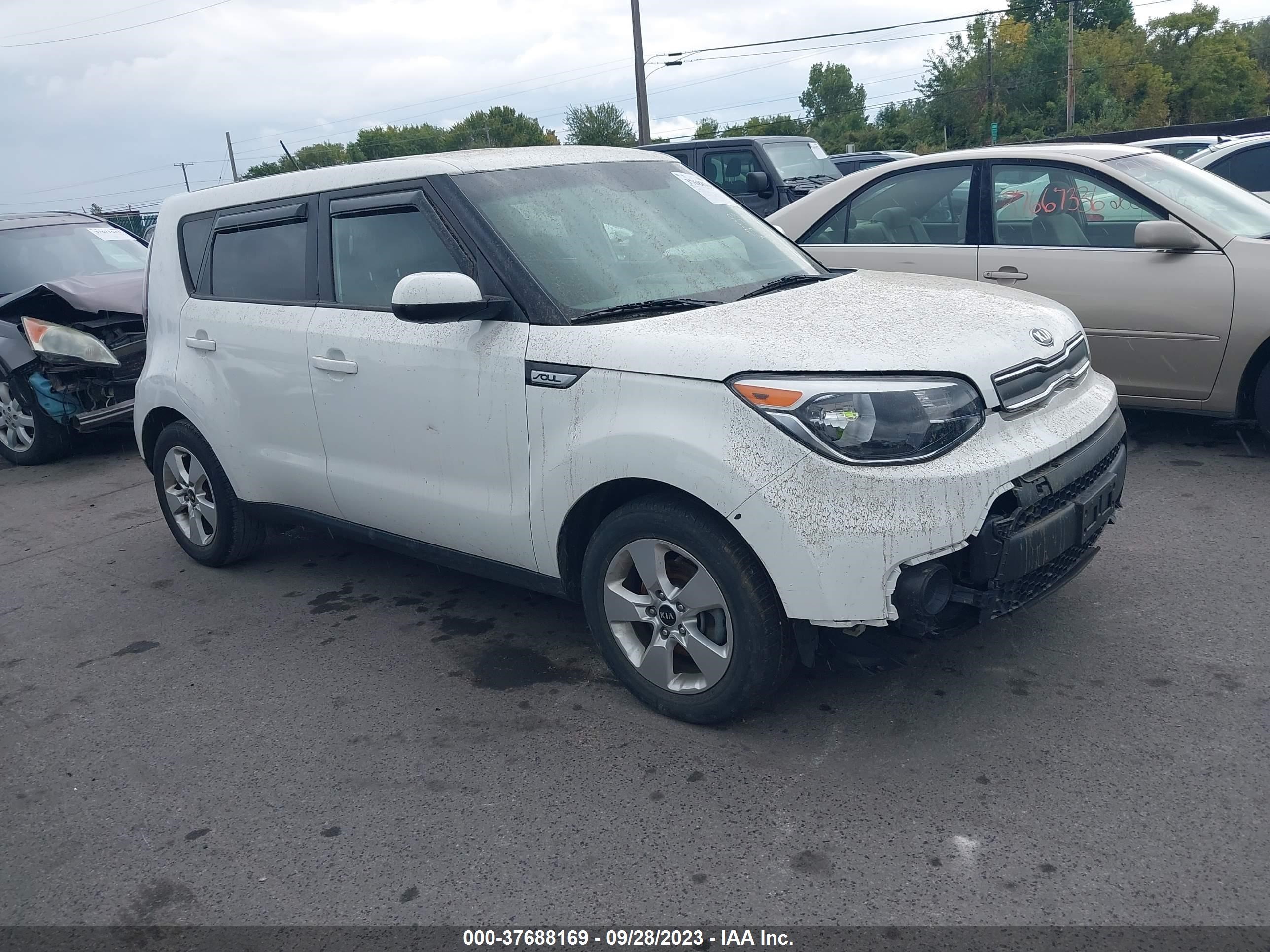 KIA SOUL 2017 kndjn2a25h7438856