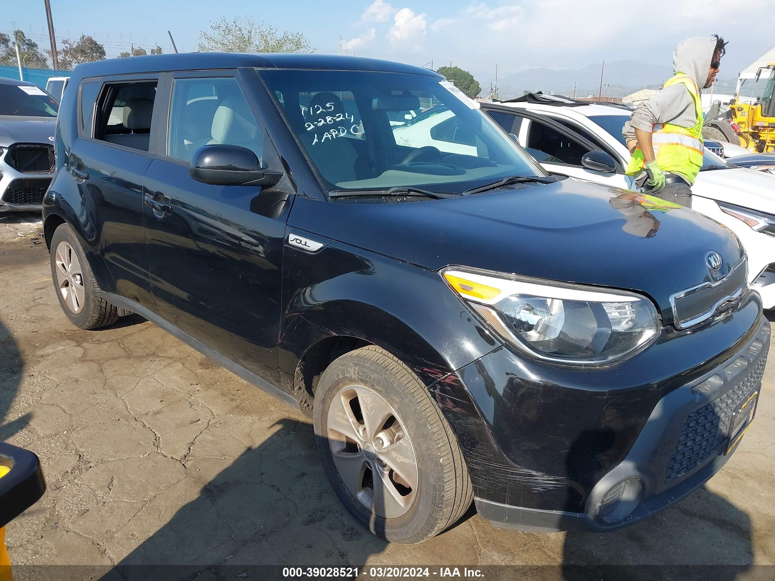 KIA SOUL 2016 kndjn2a26g7272510