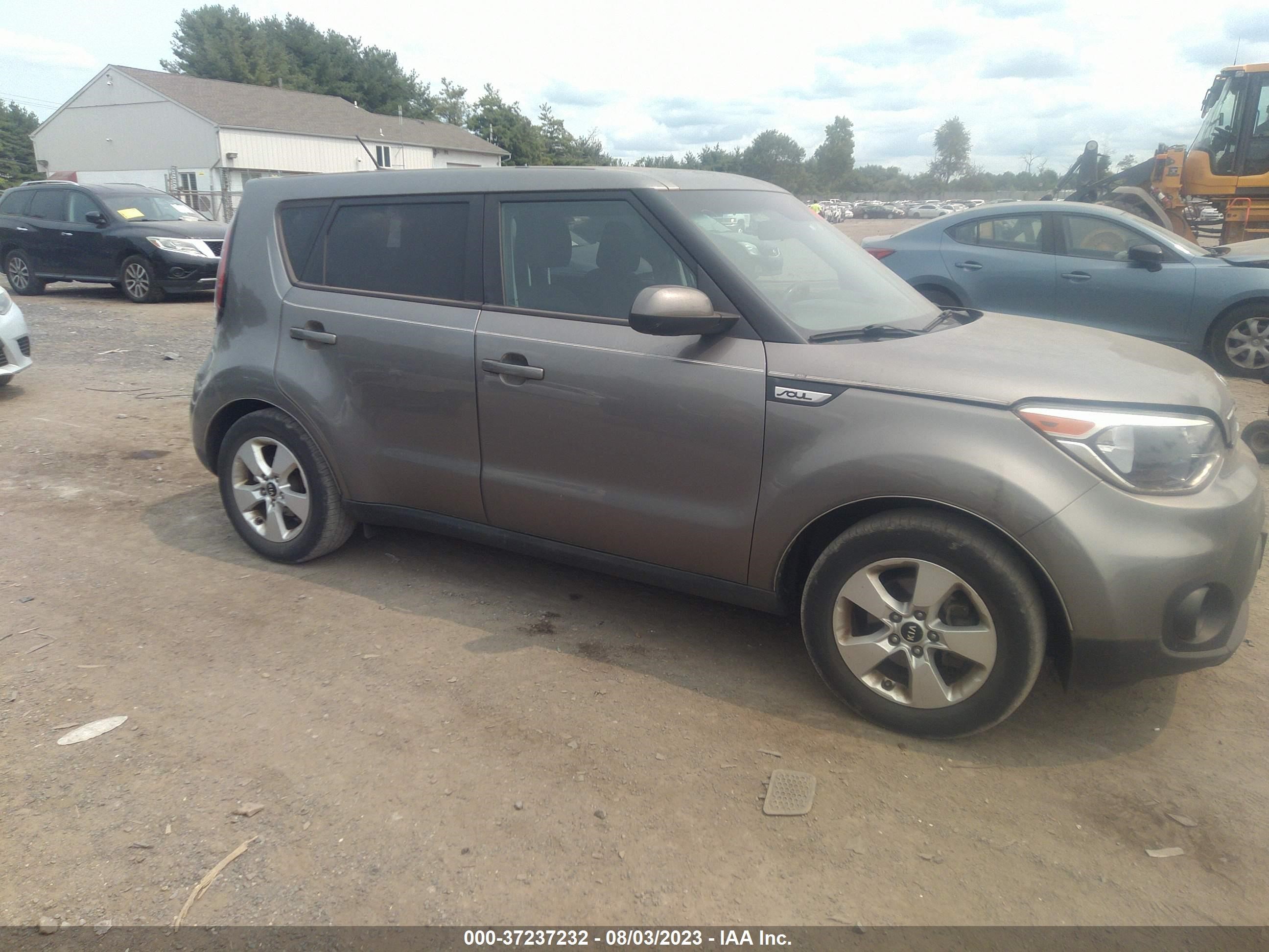 KIA SOUL 2017 kndjn2a26h7503164