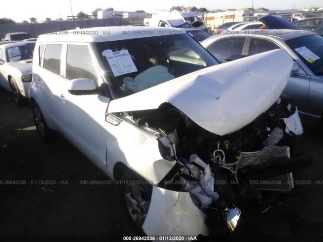 KIA SOUL 2018 kndjn2a26j7556758