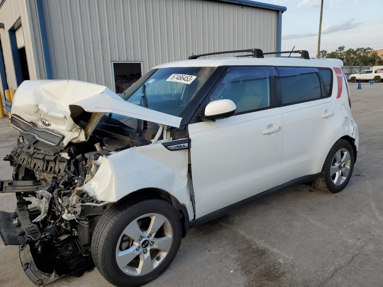 KIA SOUL 2017 kndjn2a27h7462012