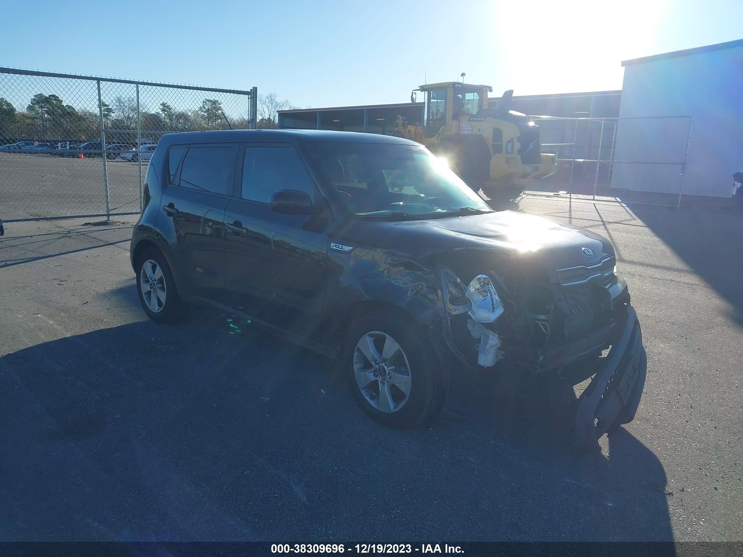 KIA SOUL 2017 kndjn2a27h7499903