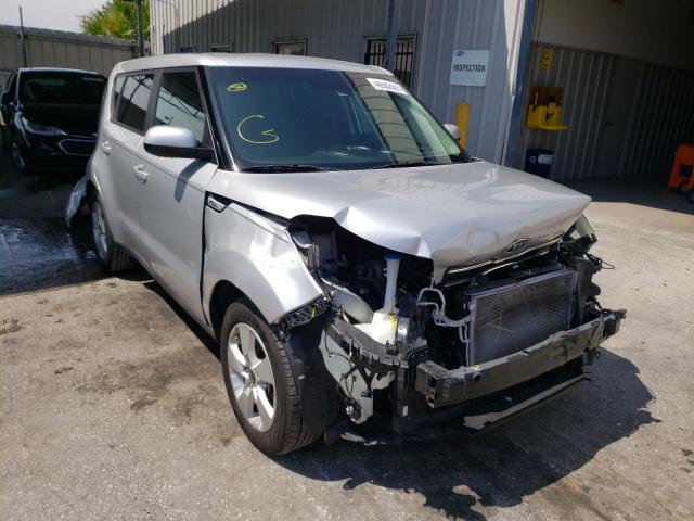 KIA SOUL 2018 kndjn2a27j7611119