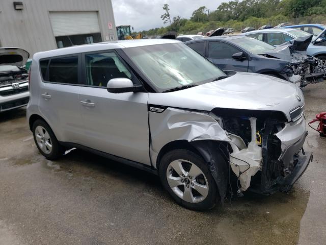 KIA SOUL 2017 kndjn2a28h7492510