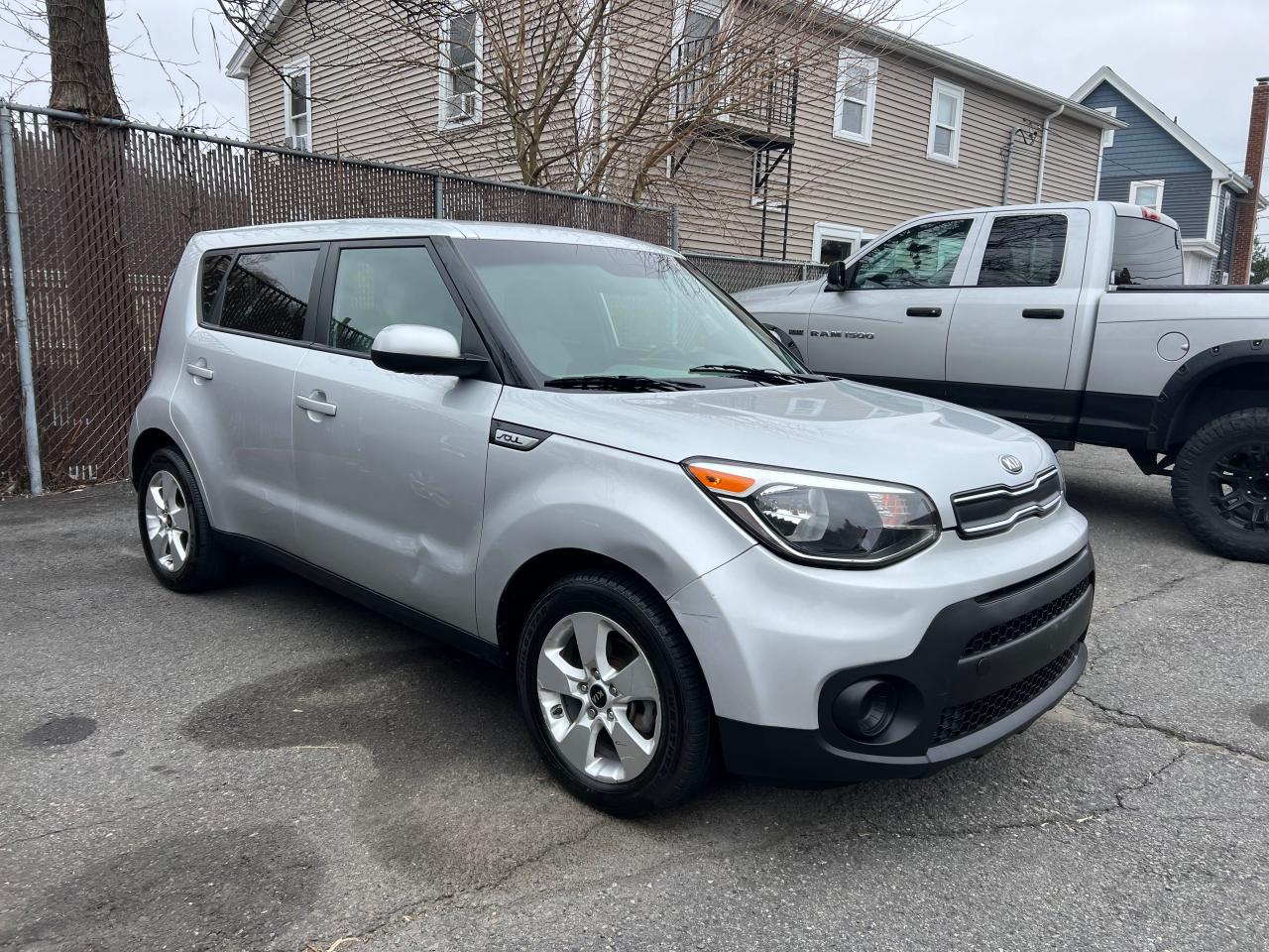 KIA SOUL 2018 kndjn2a28j7612523