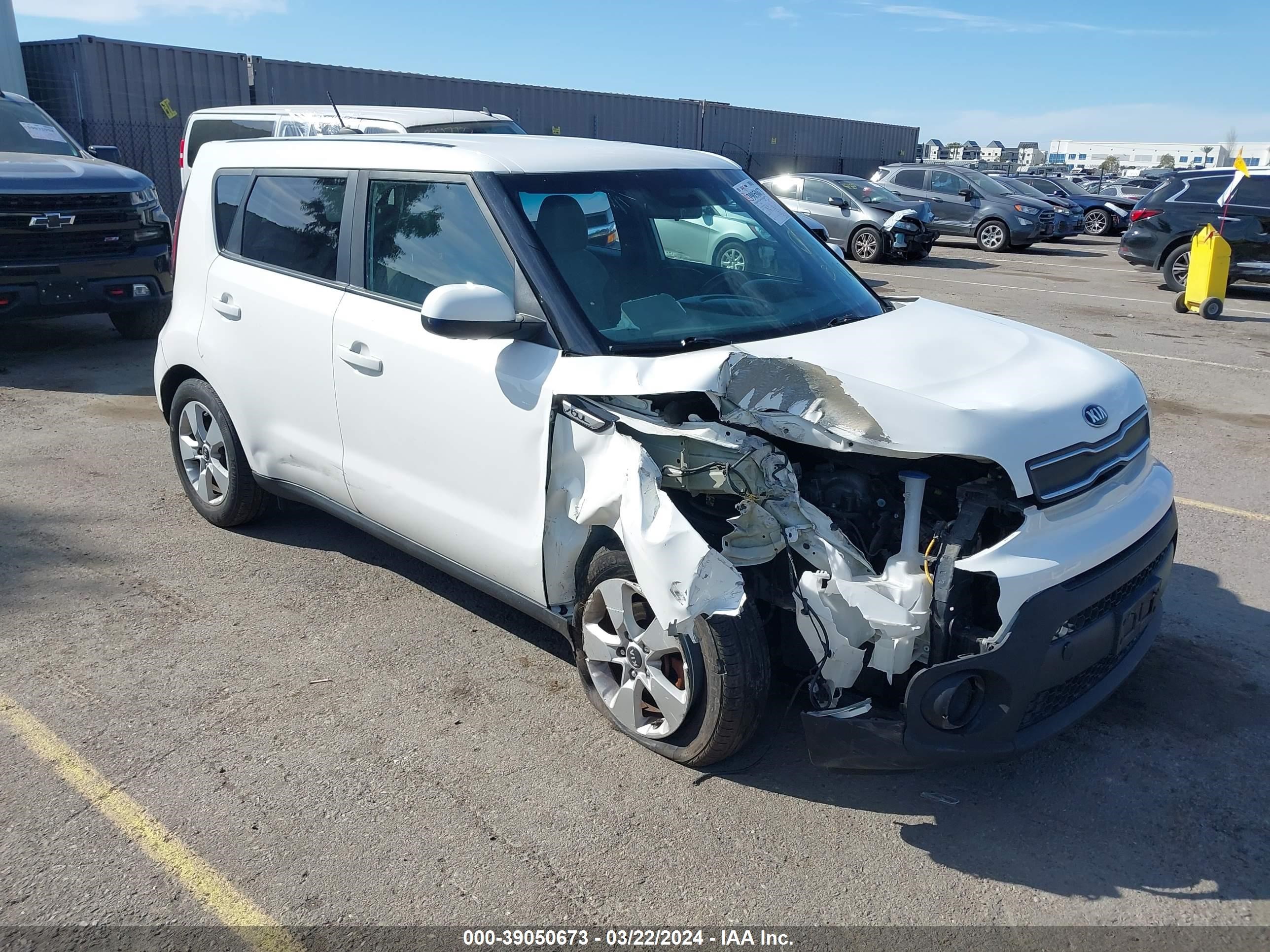 KIA SOUL 2017 kndjn2a29h7442019