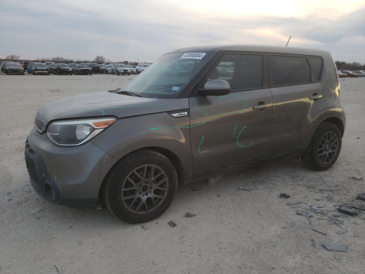 KIA SOUL 2015 kndjn2a2xf7146505