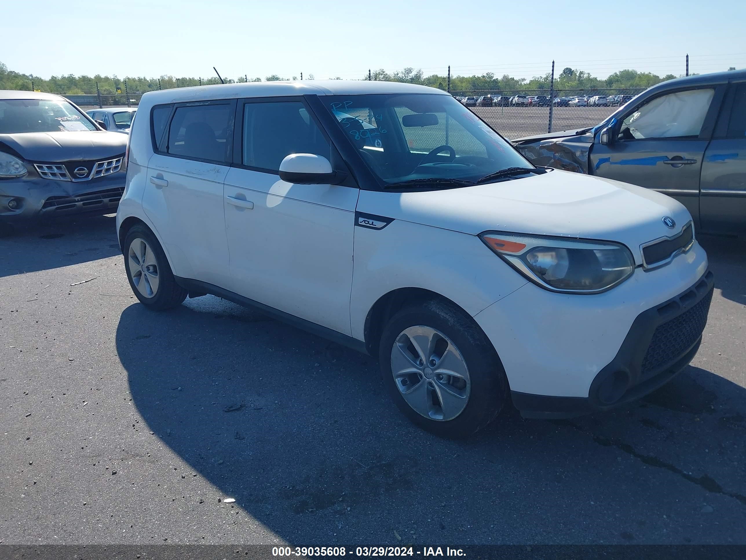 KIA SOUL 2016 kndjn2a2xg7308926