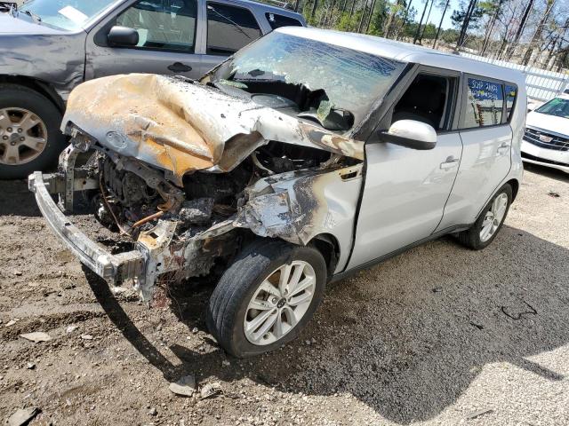 KIA SOUL + 2018 kndjp3a50j7523586