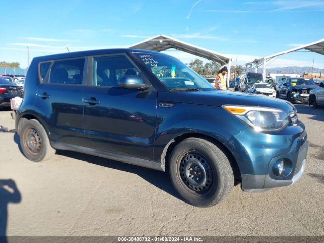 KIA SOUL 2017 kndjp3a51h7418825