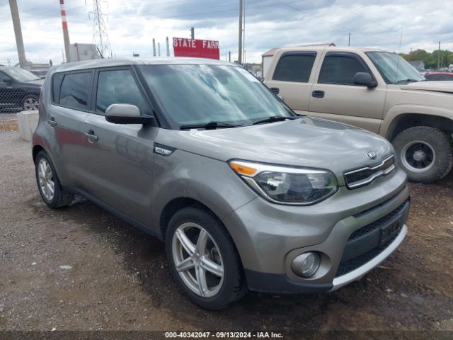 KIA SOUL 2017 kndjp3a51h7427220