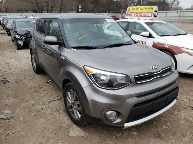 KIA SOUL + 2017 kndjp3a51h7476353