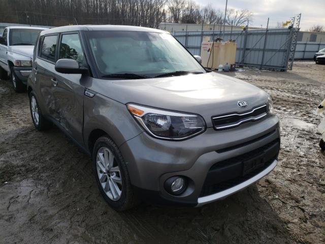 KIA SOUL + 2018 kndjp3a51j7520647