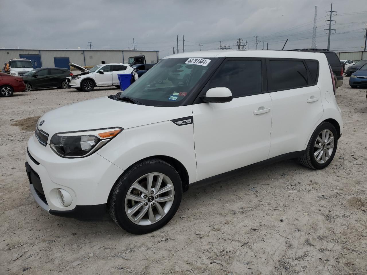 KIA SOUL 2018 kndjp3a51j7538131