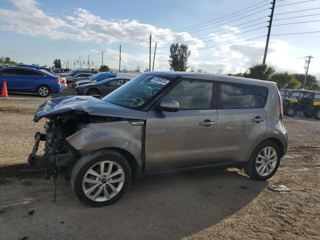 KIA SOUL + 2018 kndjp3a51j7553745