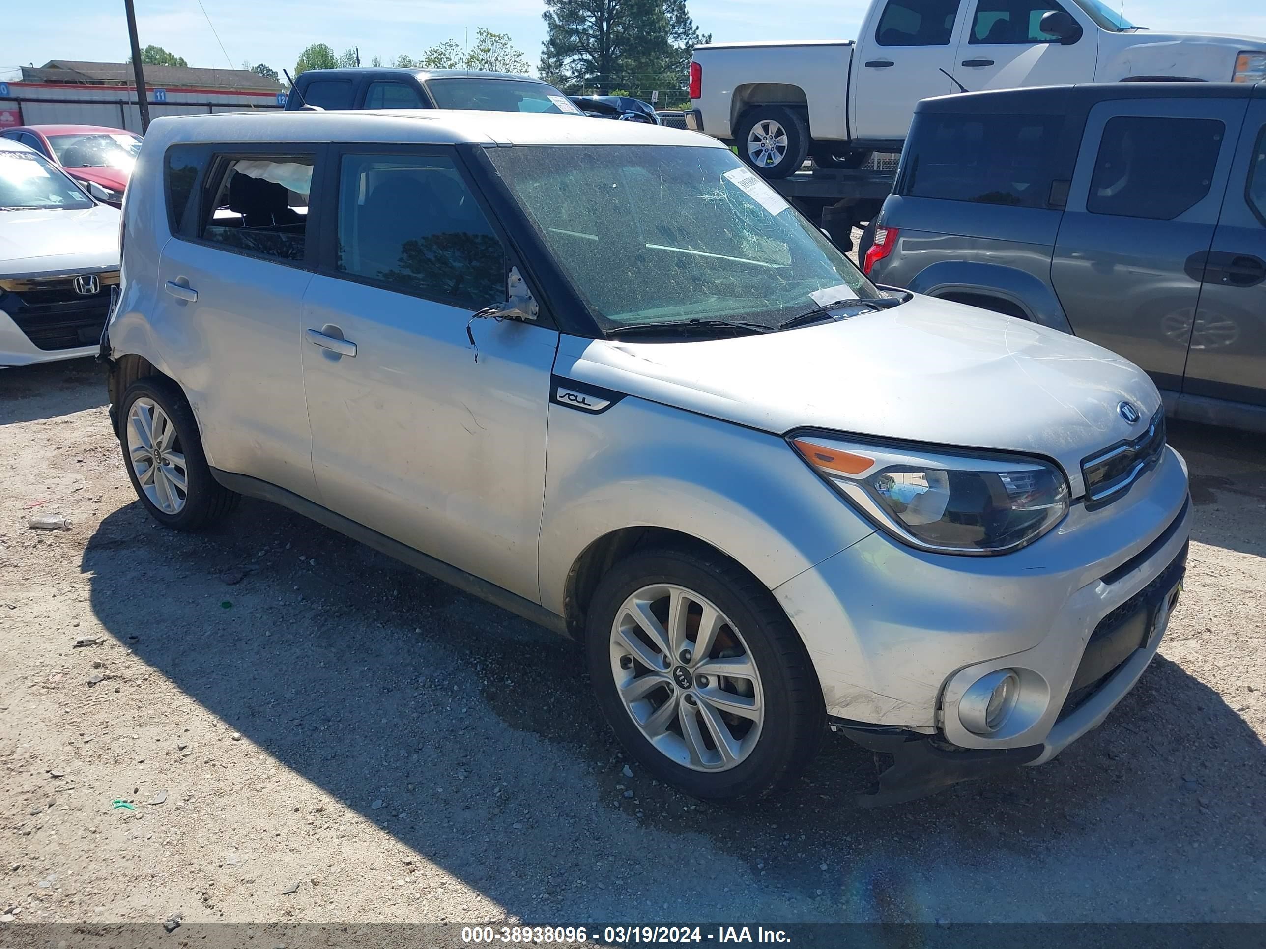 KIA SOUL 2019 kndjp3a51k7001468