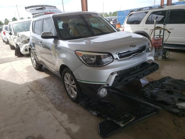 KIA SOUL + 2016 kndjp3a52g7857434