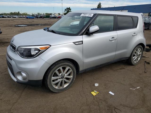 KIA SOUL + 2017 kndjp3a52h7412175