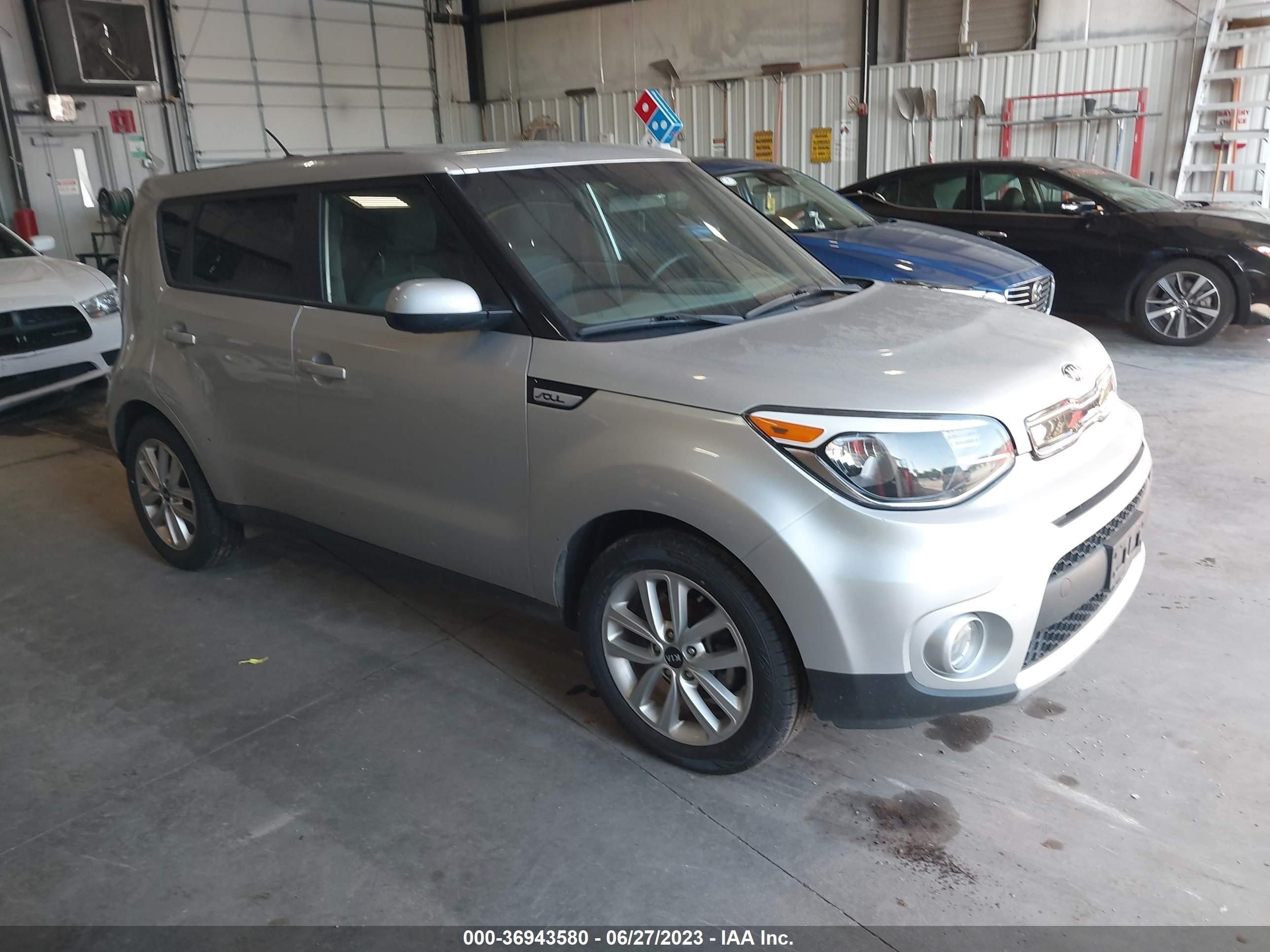 KIA SOUL 2017 kndjp3a52h7417828