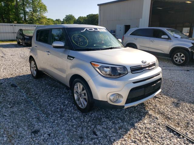 KIA SOUL + 2017 kndjp3a52h7487328