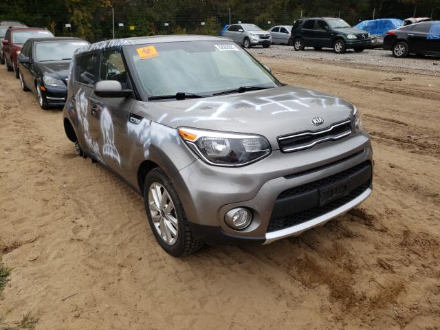 KIA SOUL + 2018 kndjp3a52j7510984