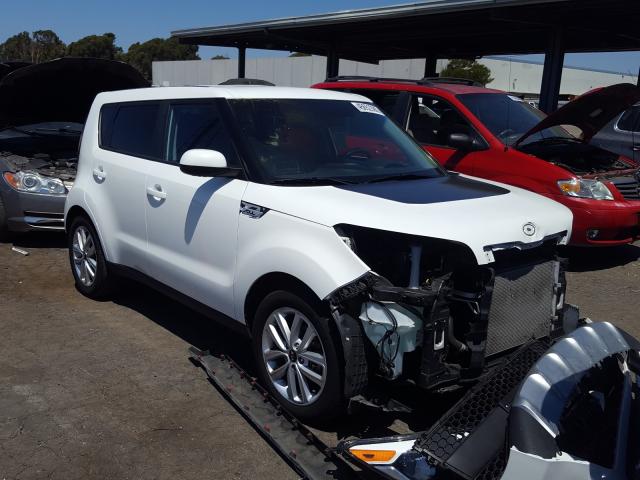 KIA SOUL + 2018 kndjp3a52j7527641