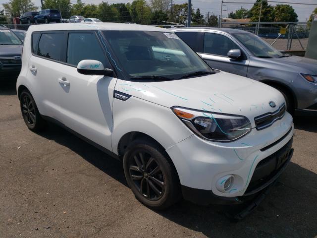 KIA SOUL + 2018 kndjp3a52j7537117