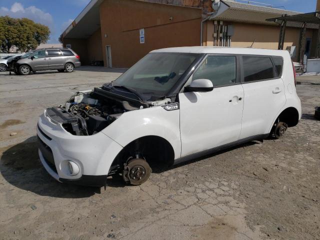 KIA SOUL + 2018 kndjp3a52j7537988