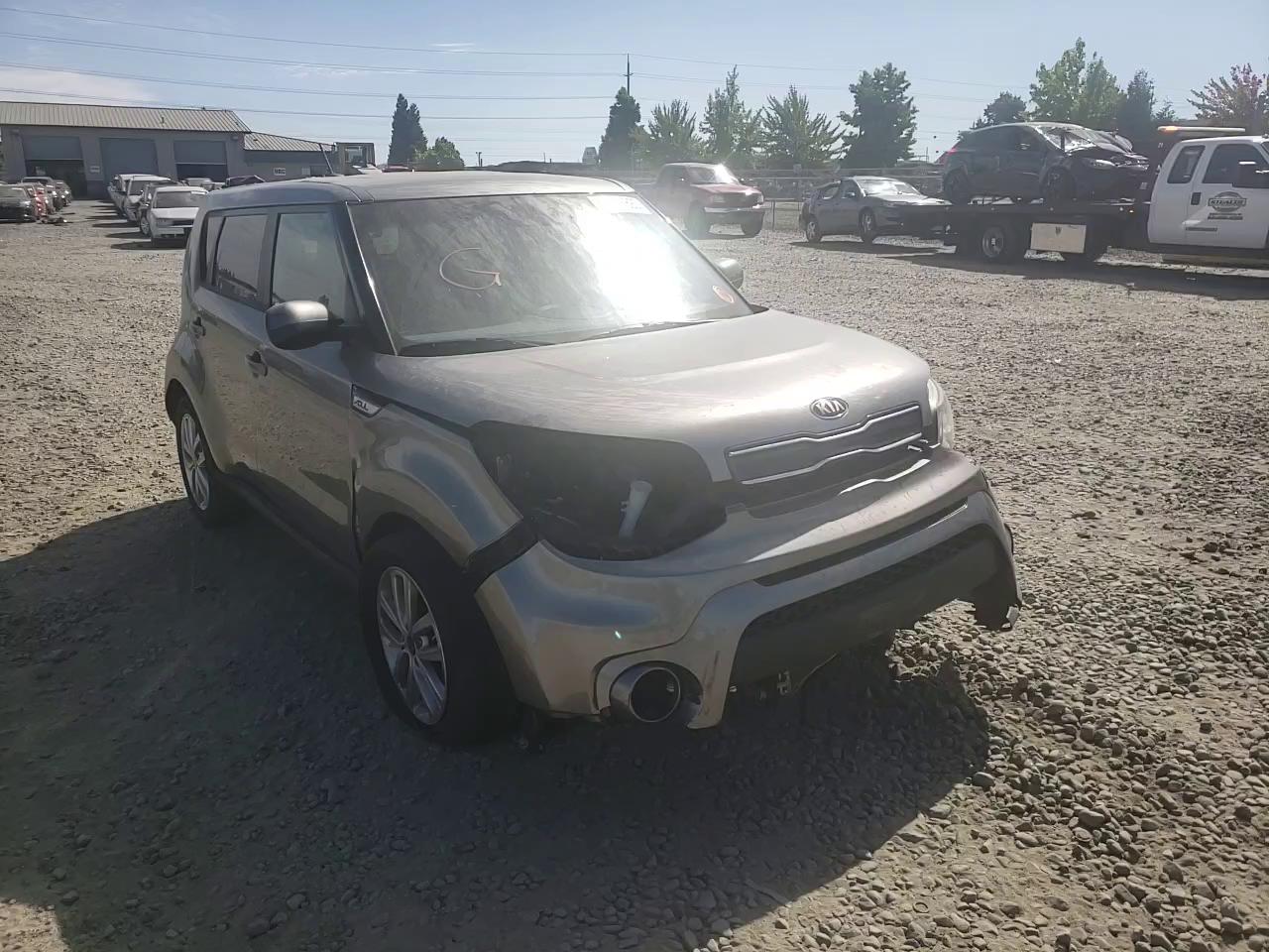 KIA SOUL 2018 kndjp3a52j7579013