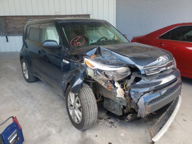 KIA SOUL + 2018 kndjp3a52j7582672